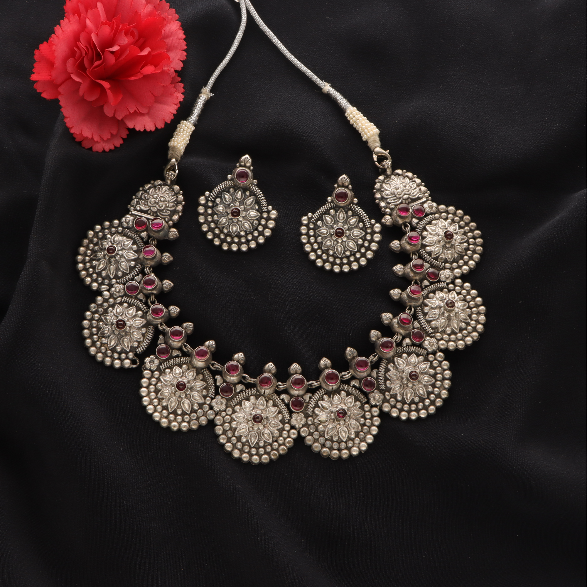 Silver Antique Necklace Set