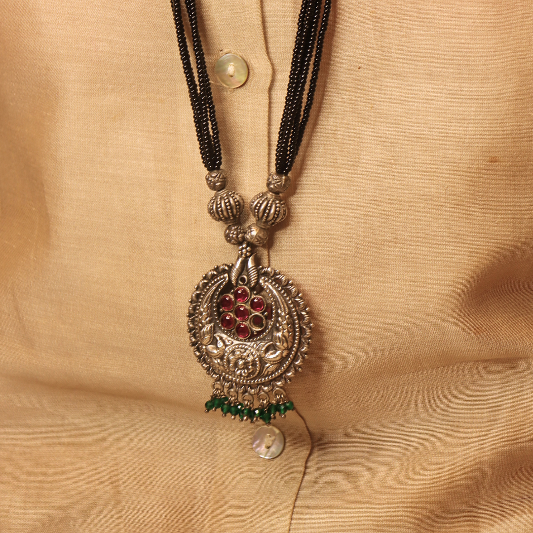 Silver Antique Stone Neckless set