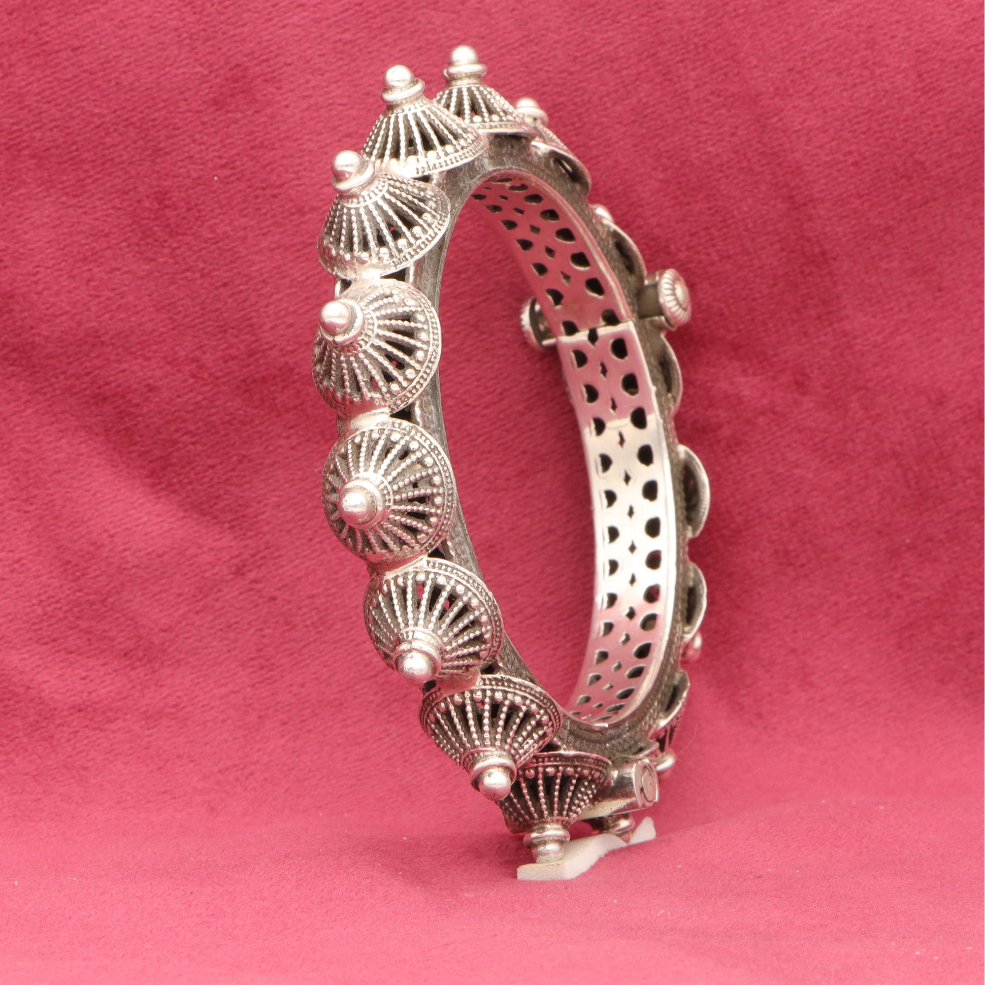 Silver Classic Detailed Kada