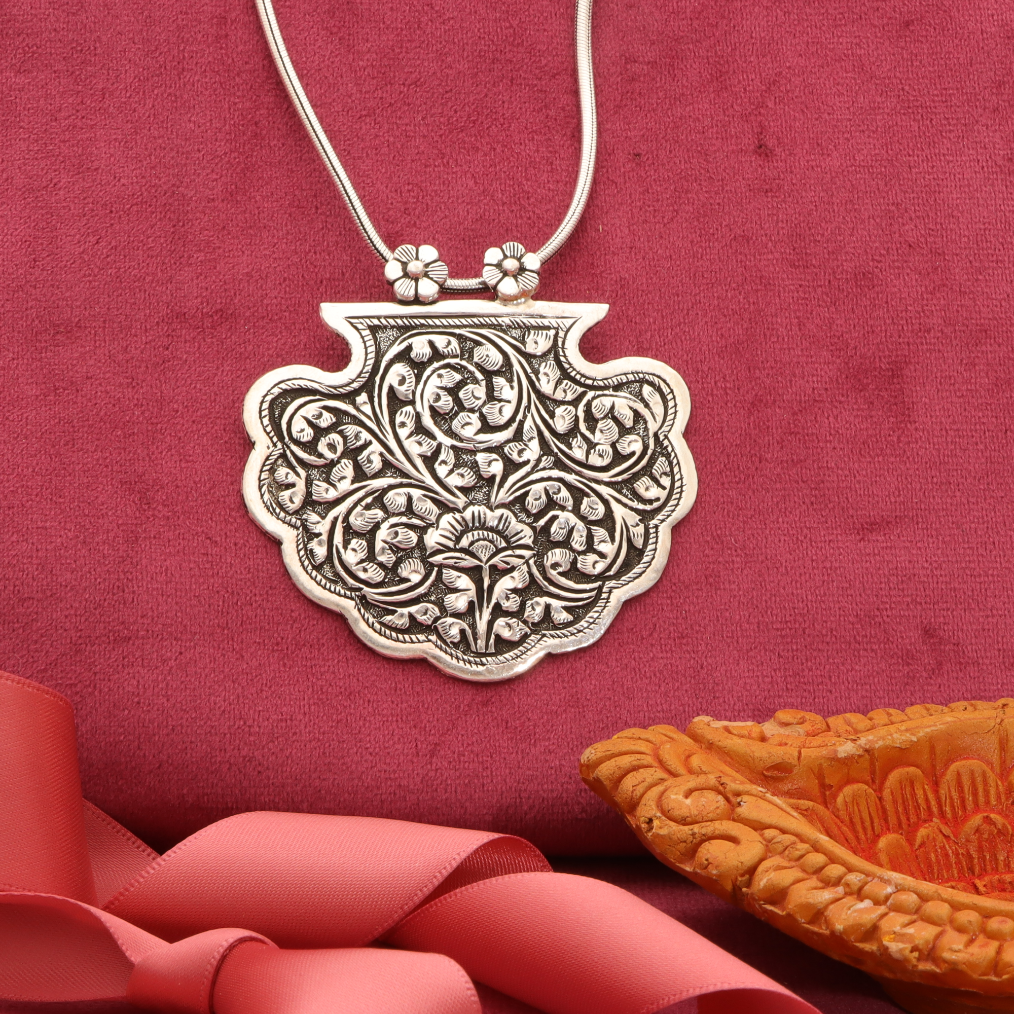 Silver Nakshi Detail Crafted Pendant