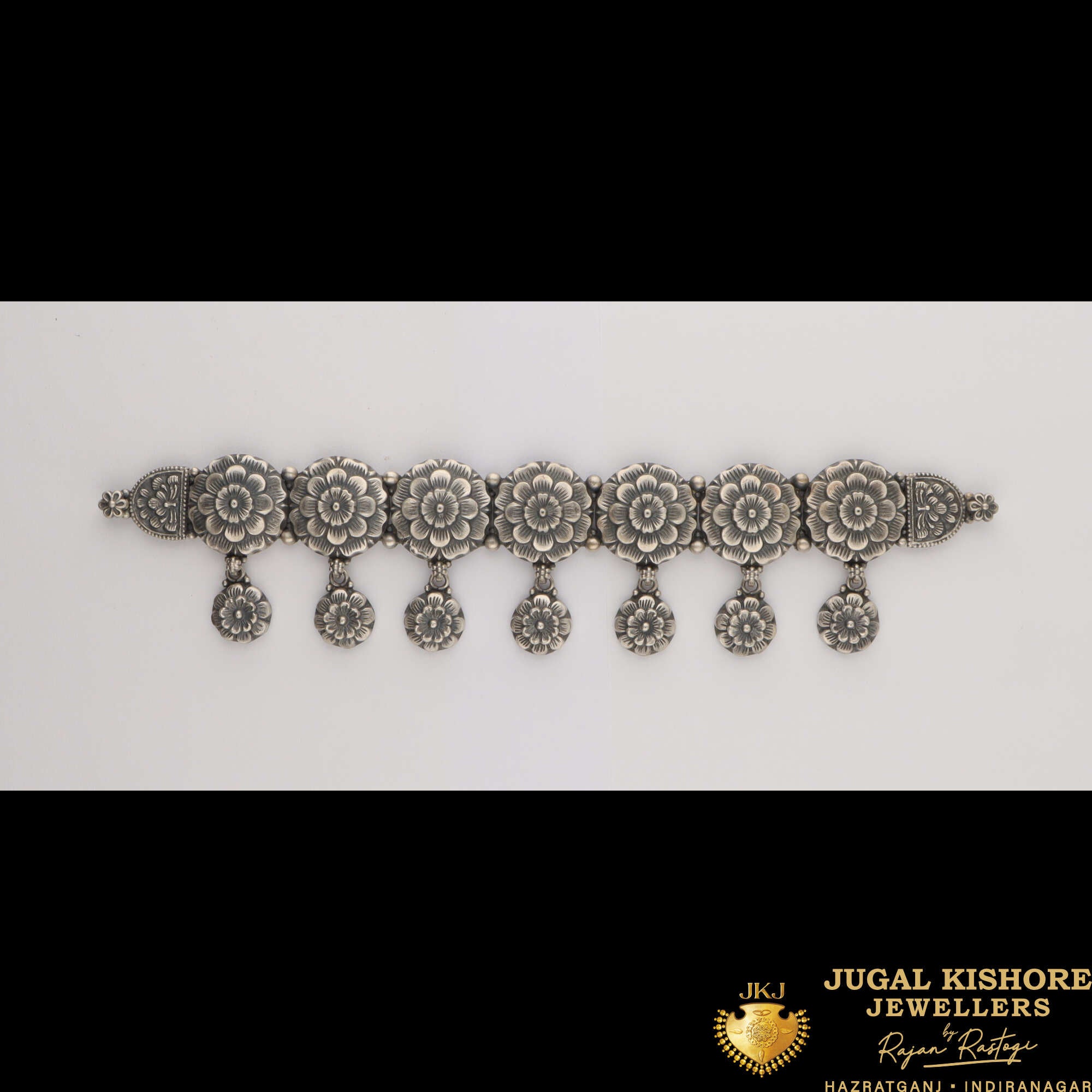 Silver Choker