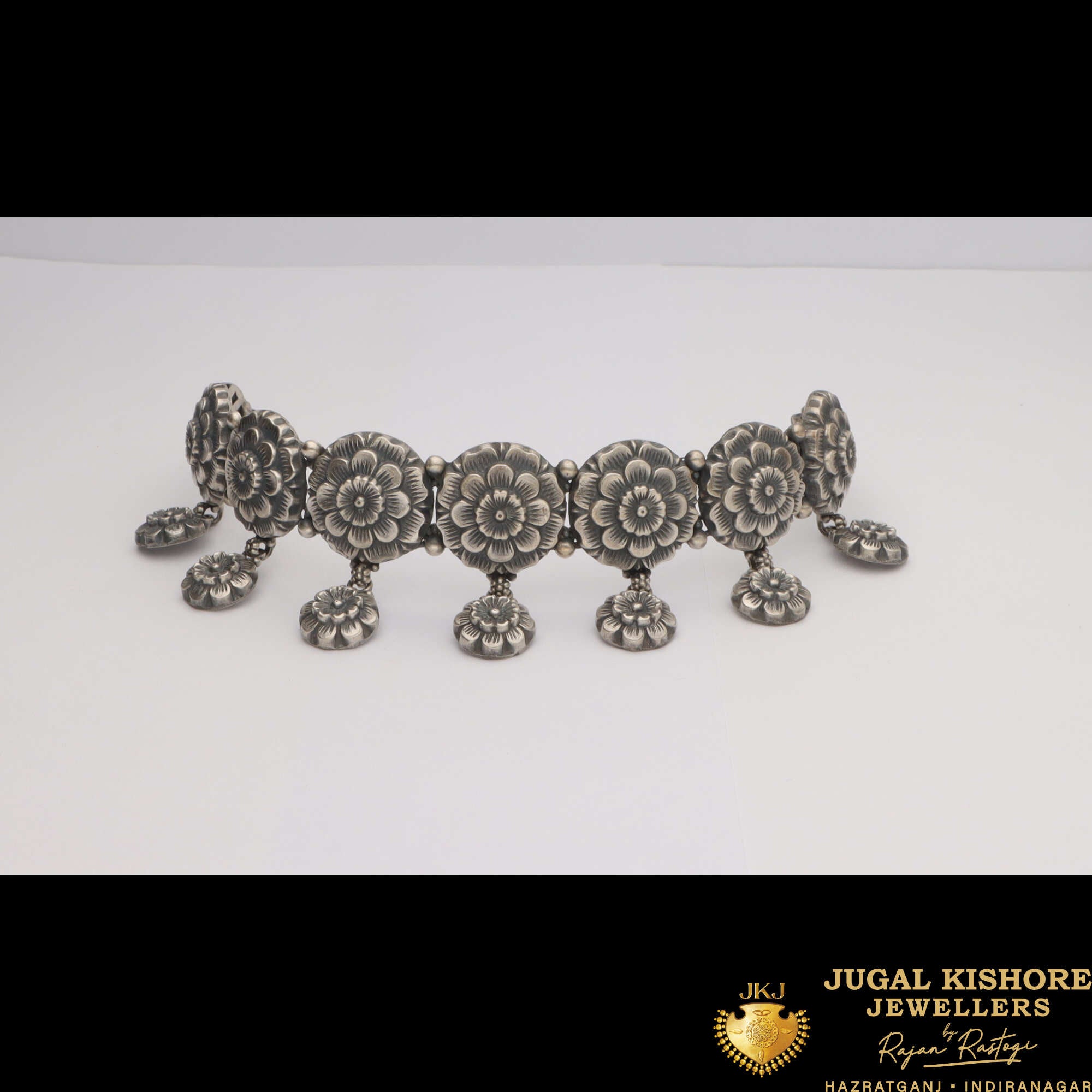 Silver Choker