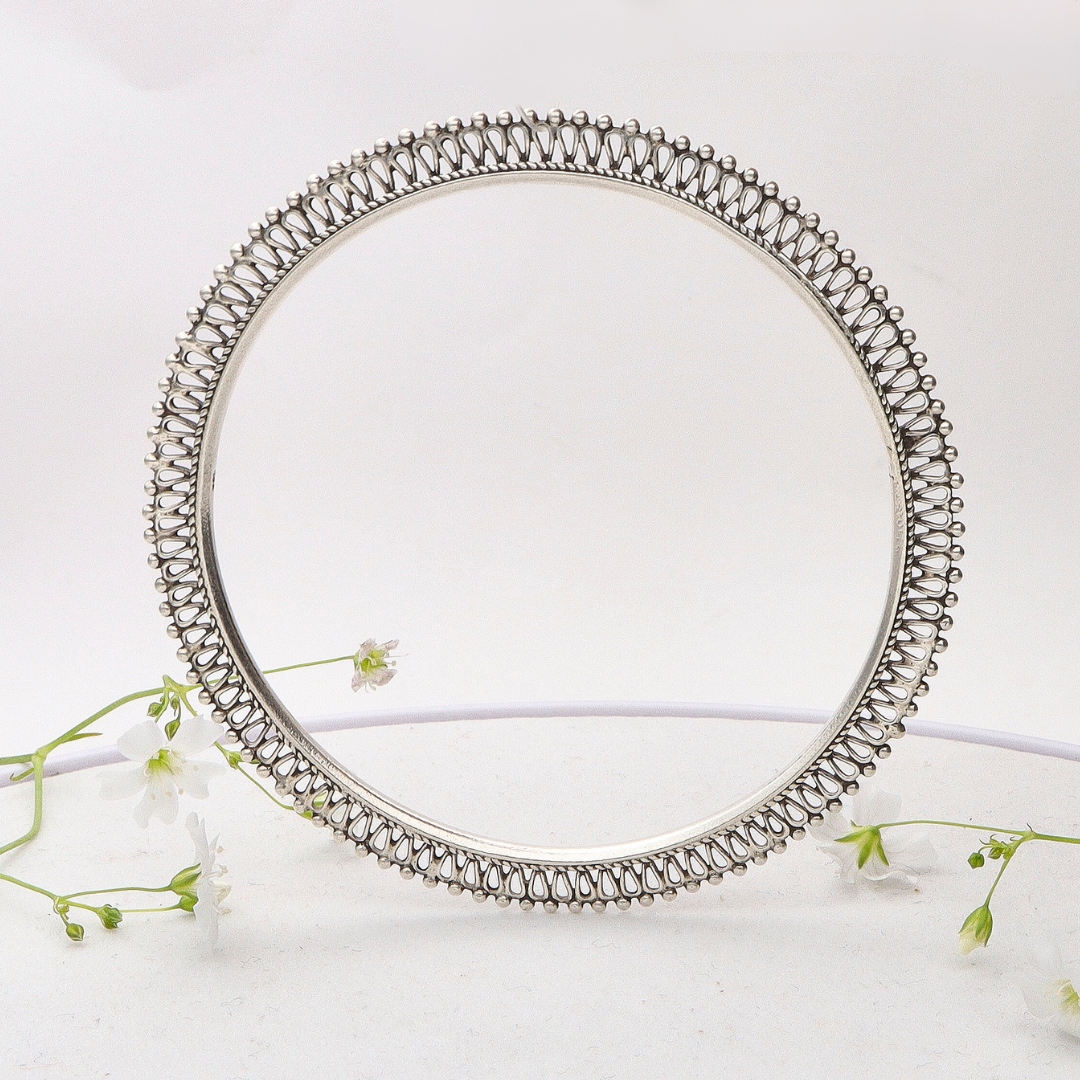 Silver Antique Bangle- Single piece