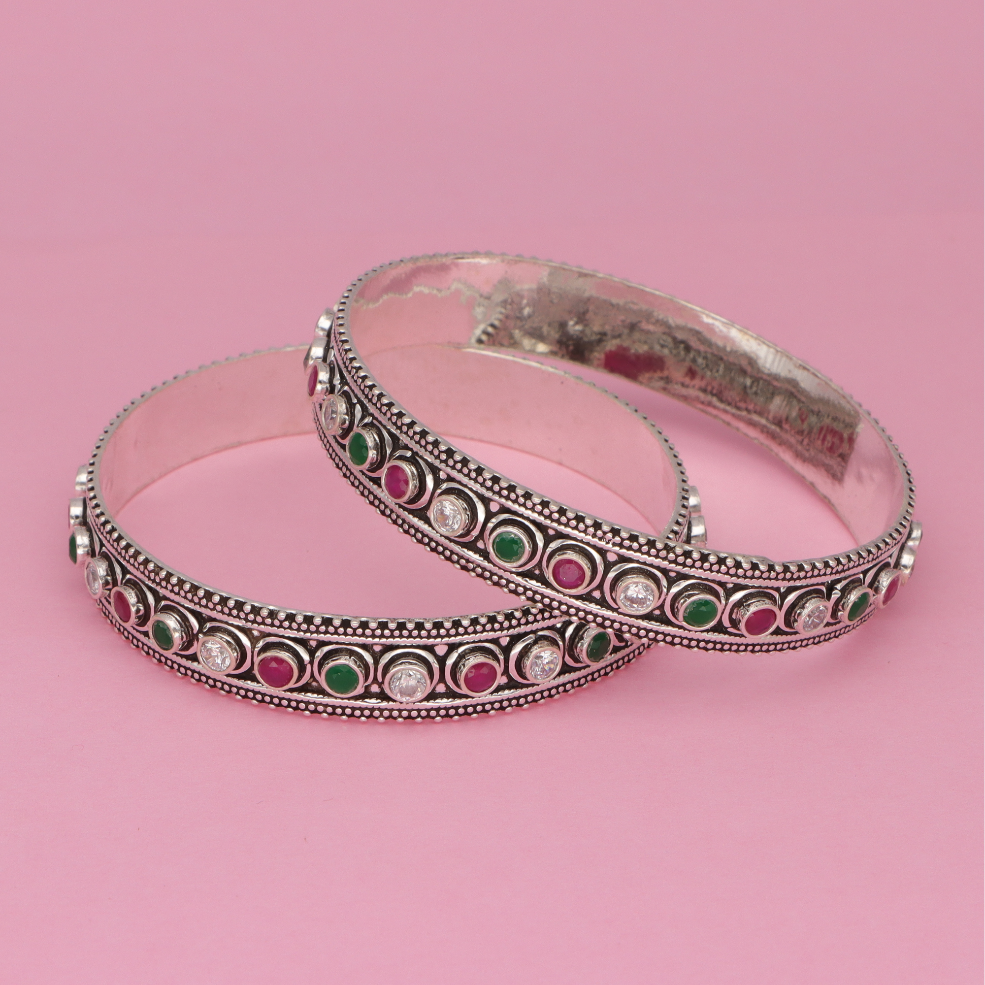 Silver Antique Bangle 92.5%