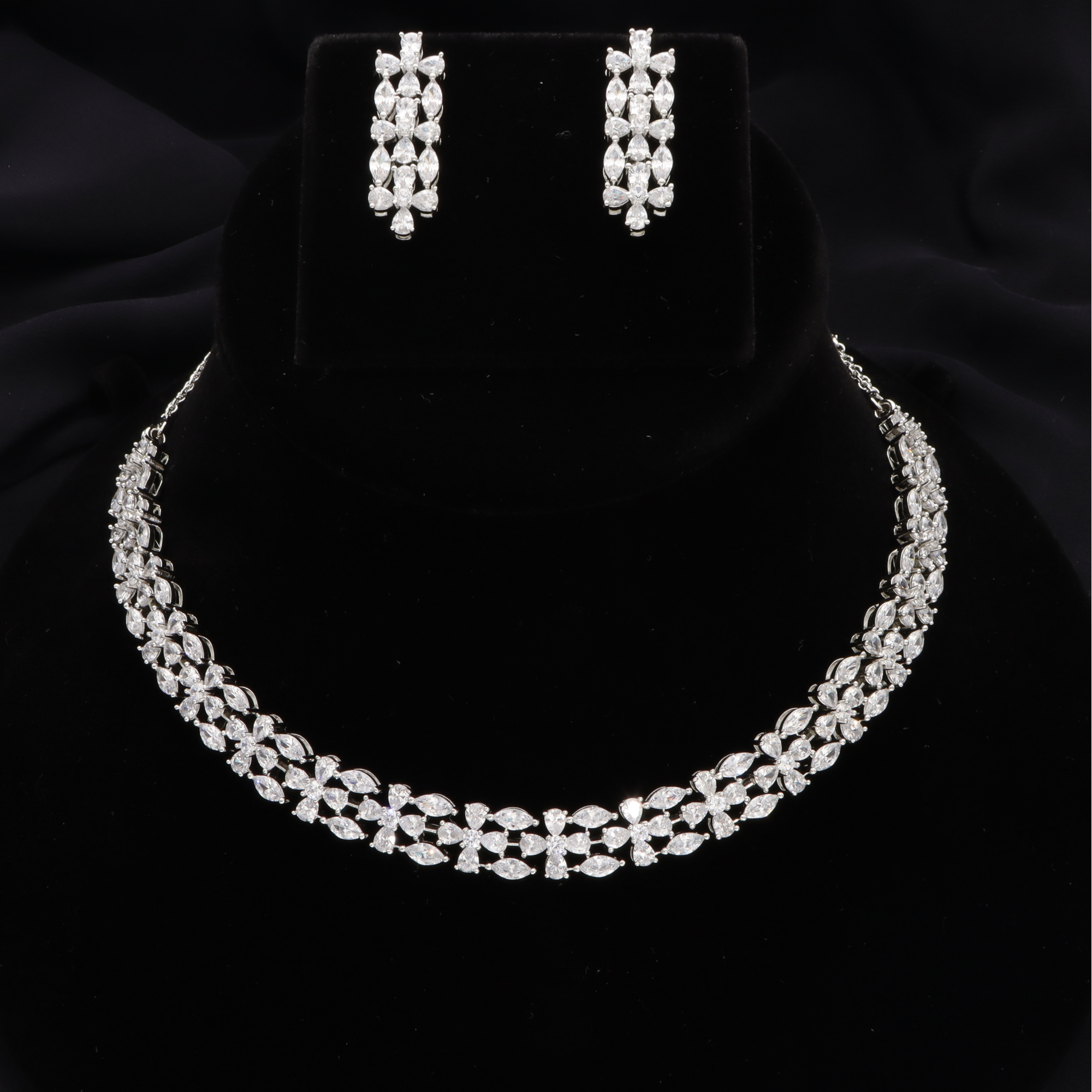 Silver Necklace set