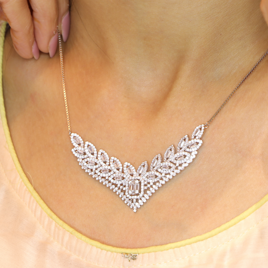 Silver Leafy Necklace Set