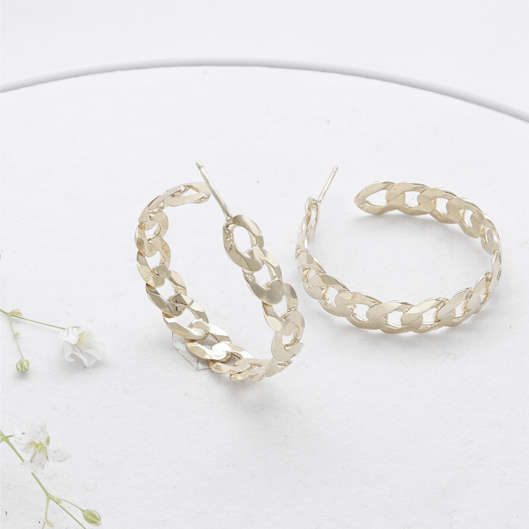 Silver Hoops 92.5%