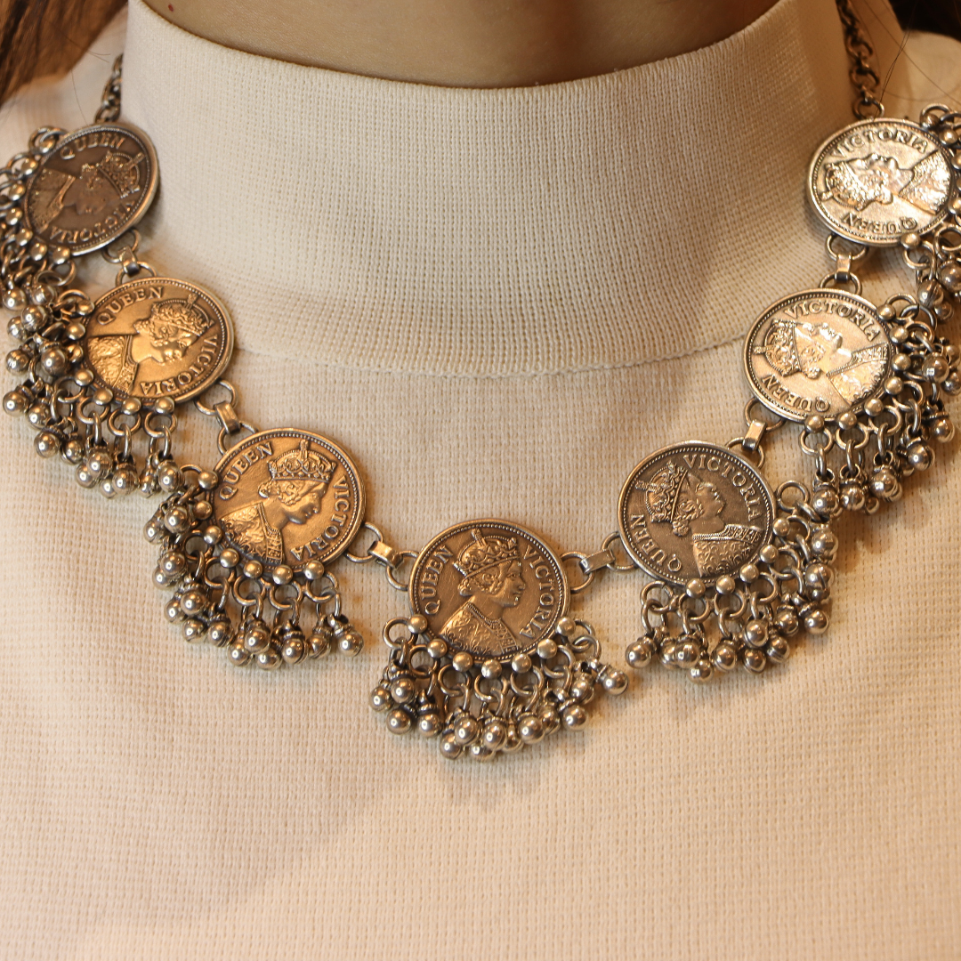 Silver Antique Victoria Necklace