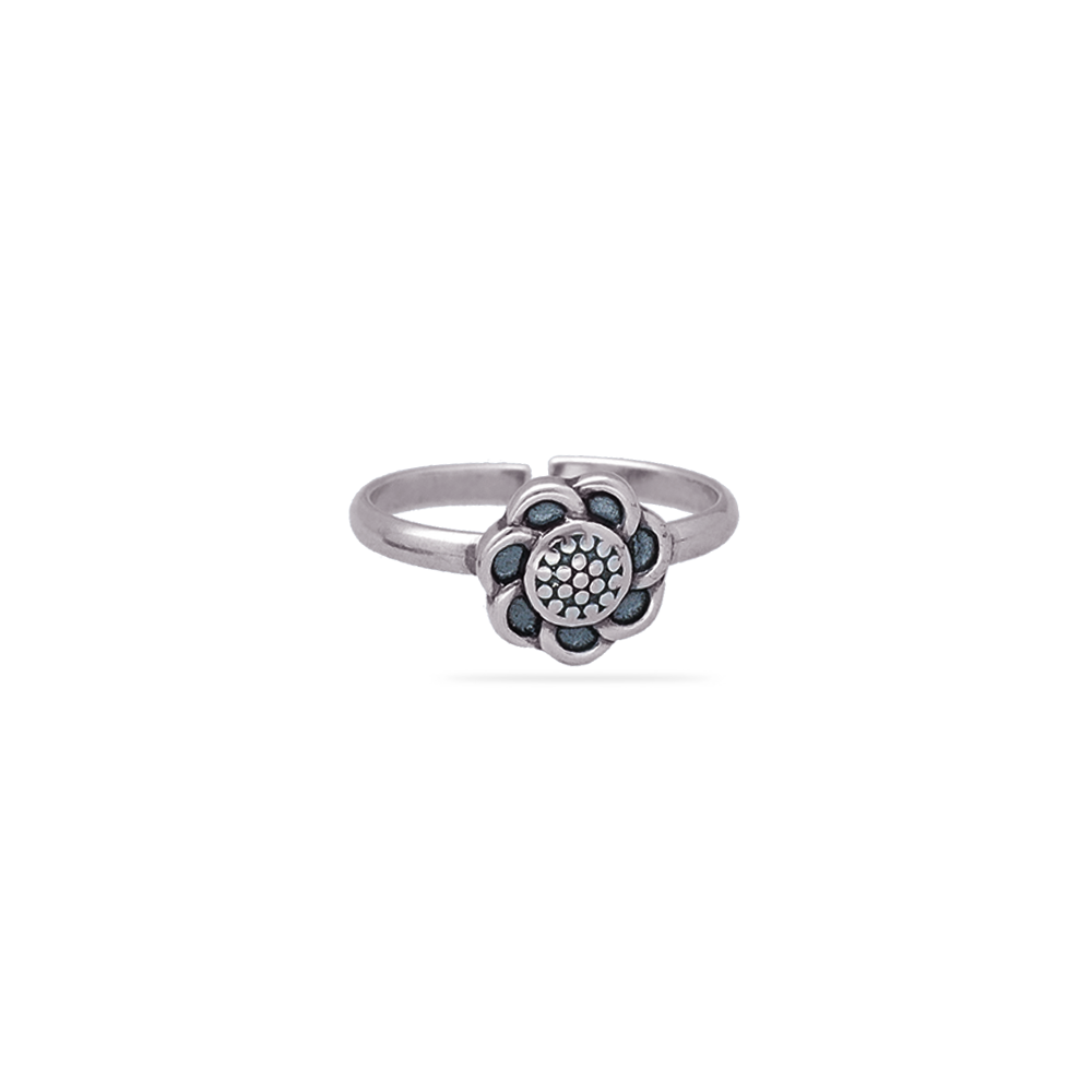 Stunning daisy two-piece silver toe rings